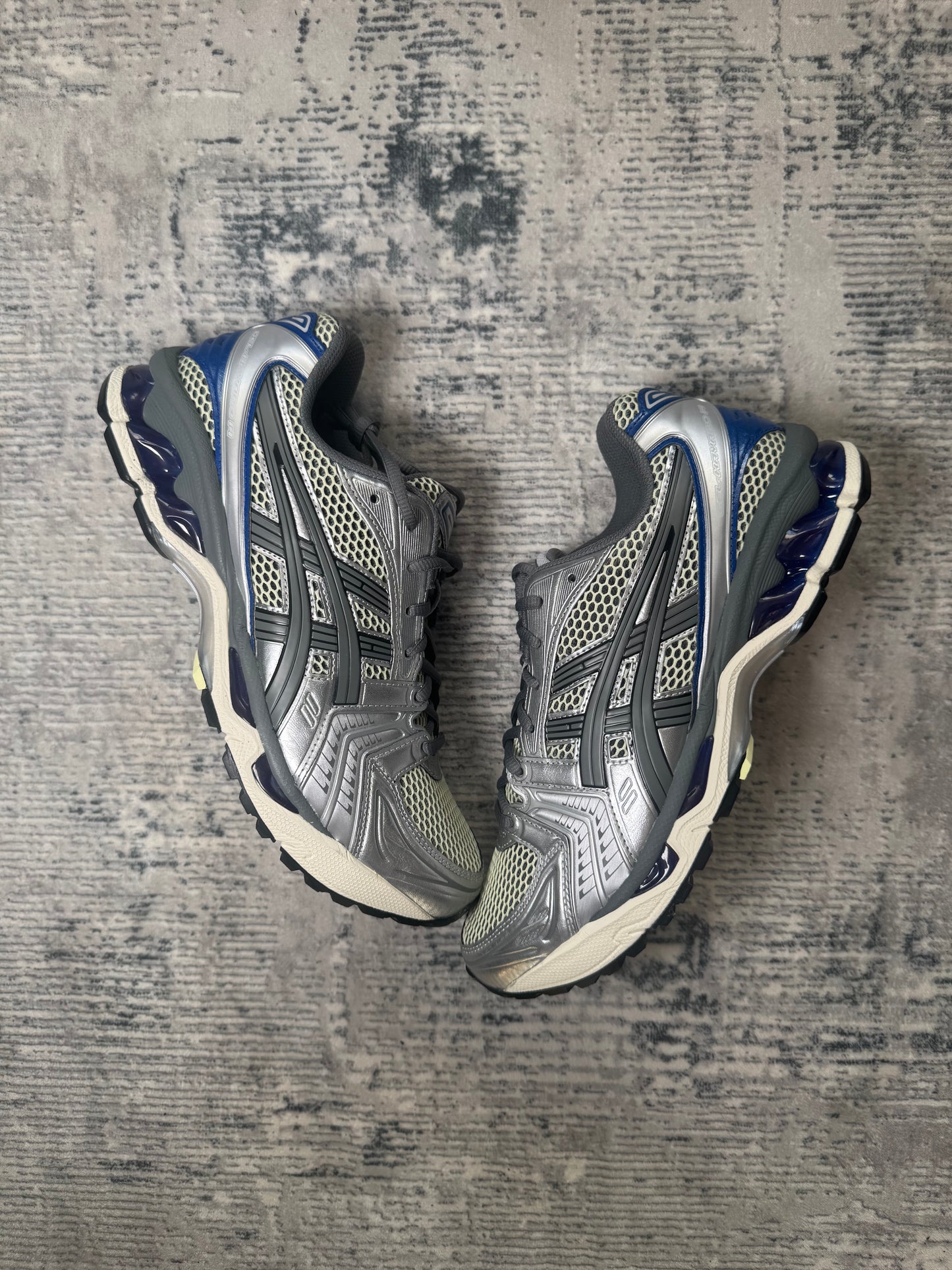 ASICS Gel-Kayano 14