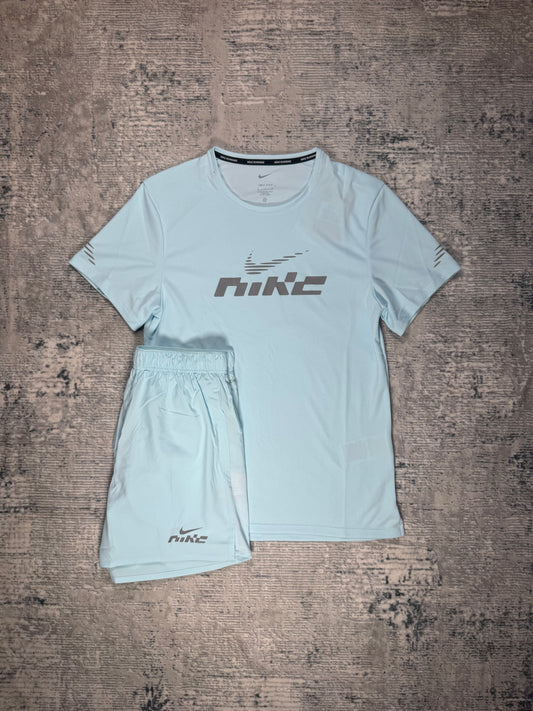 Nike Flash Set Light Blue