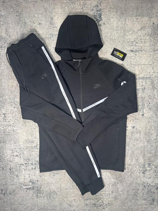 Nike Tech Fleece Tracksuit